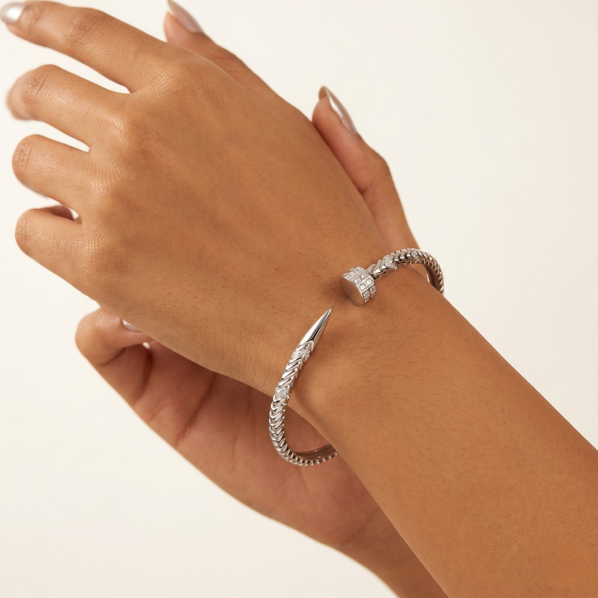 Nail Torque kada in 925 silver