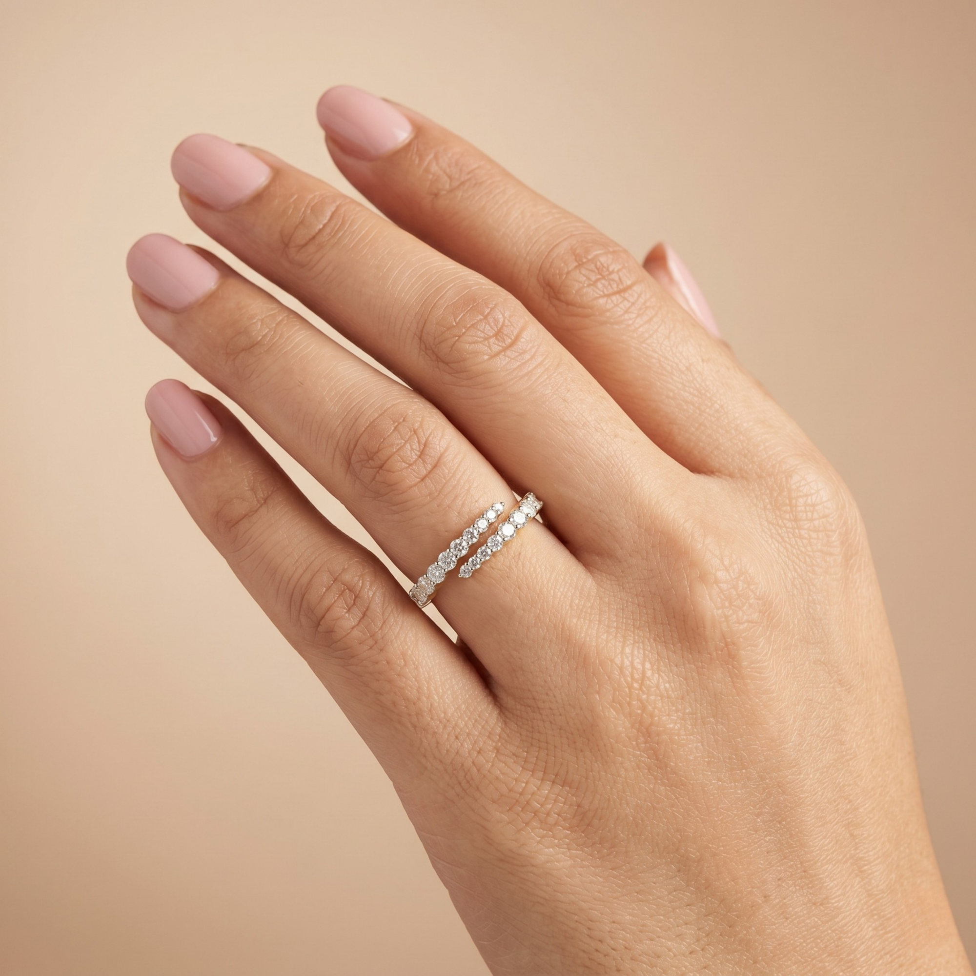 Curve Glow Lab Grown Diamond Ring | Ruaab