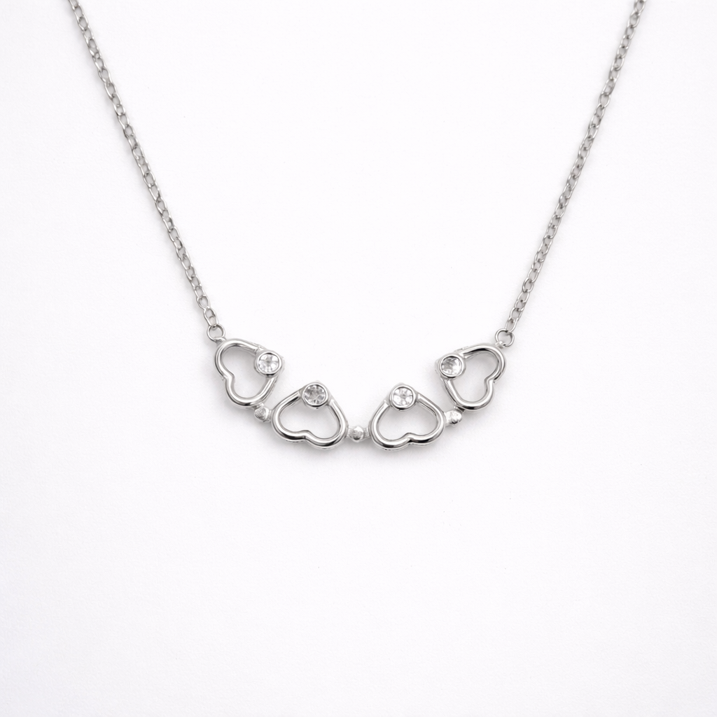 Amora 4-Heart Clover magnetic necklace in 925 silver